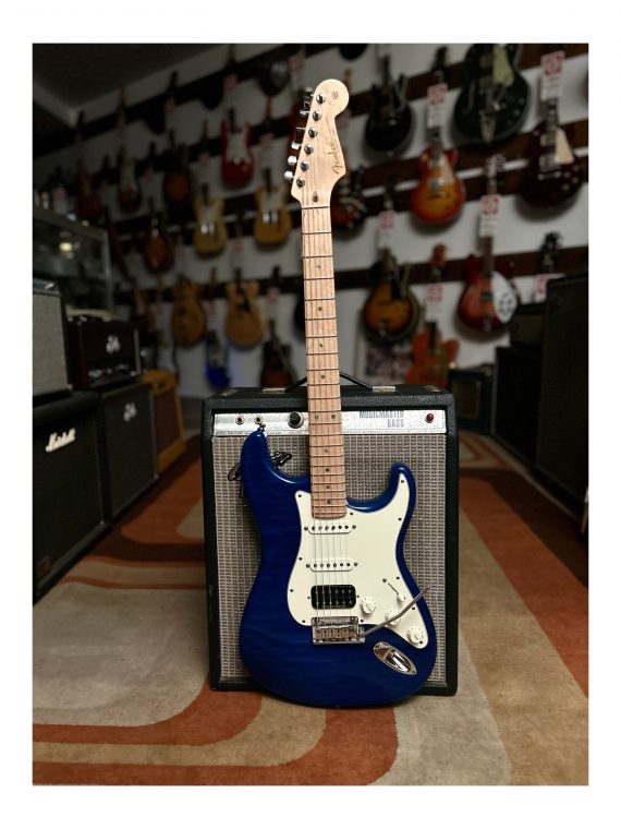 FENDER STRATOCASTER CUSTOM DELUXE CUSTOM SHOP de 2012
