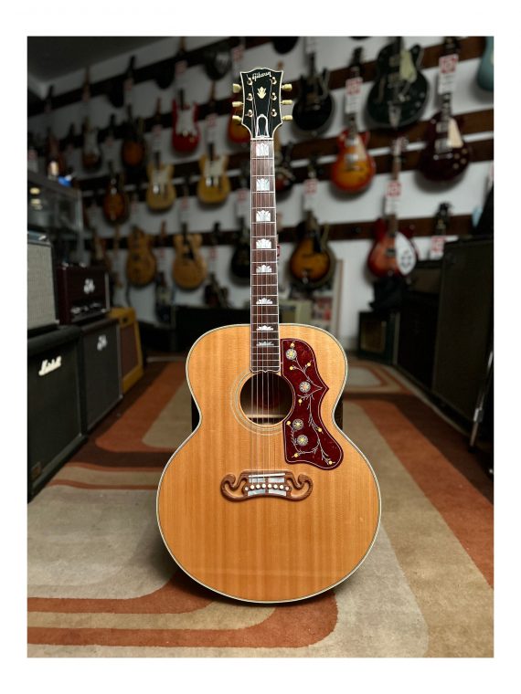 GIBSON SJ-200 NATURAL de 2004