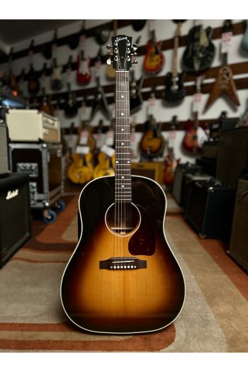 GIBSON J-45 STANDARD de 2025