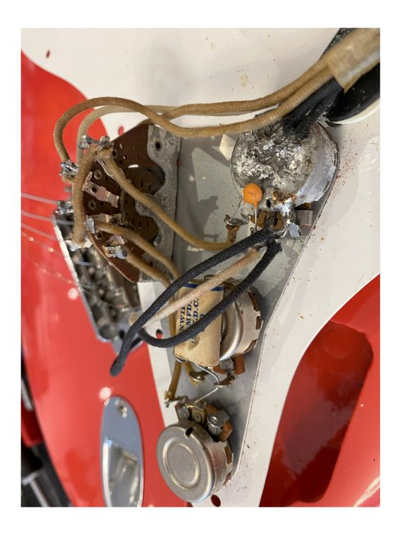 FENDER STRATOCASTER FIESTA RED REFIN de 1959