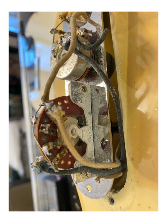 FENDER TELECASTER BLOND de 1966