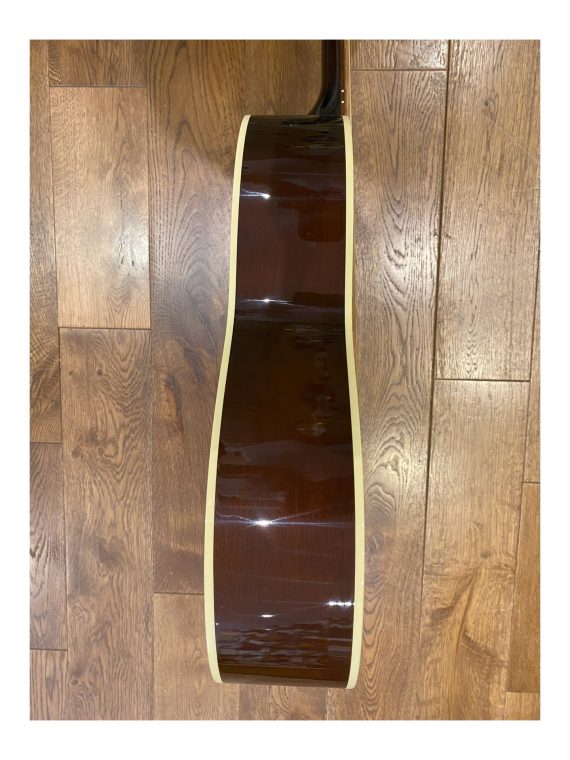 GIBSON L-00 STANDARD DE 2024