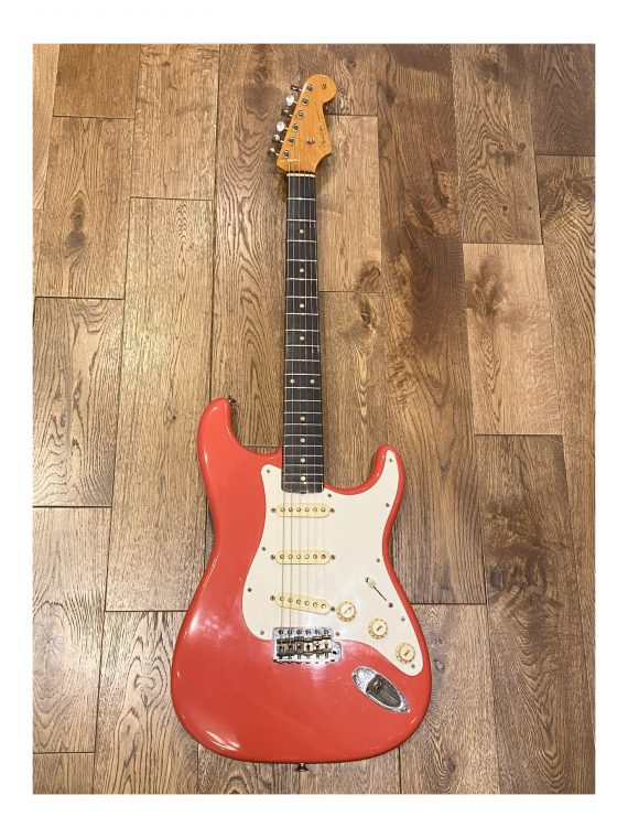 FENDER STRATOCASTER FIESTA RED REFIN de 1959
