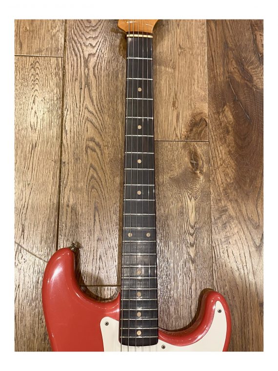 FENDER STRATOCASTER FIESTA RED REFIN de 1959