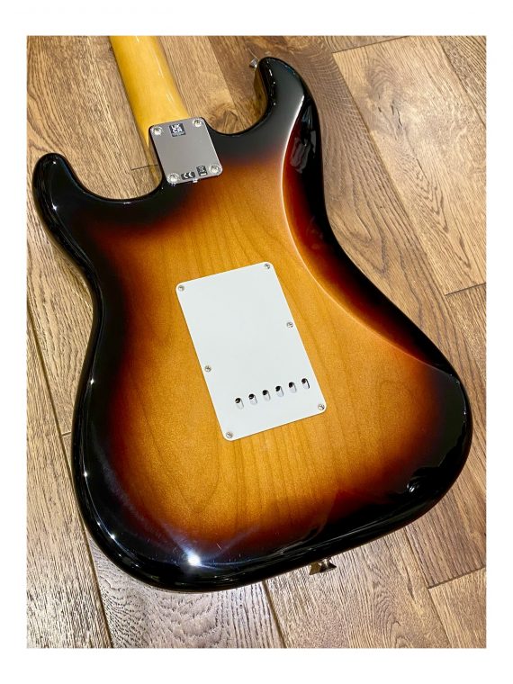 FENDER STRATOCASTER VINTERA de 2021