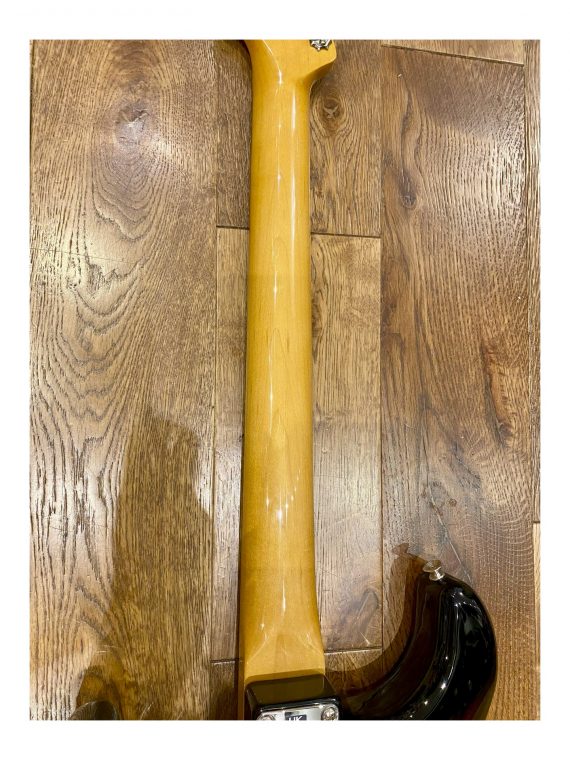 FENDER STRATOCASTER VINTERA de 2021