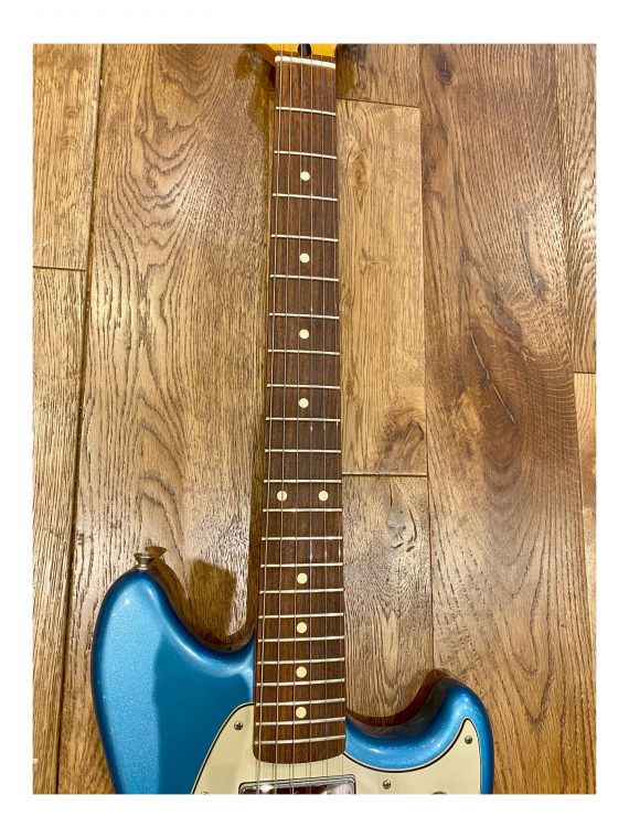 FENDER MUSTANG SPECIAL PAWN SHOP LAKE PLACID BLUE de 2012