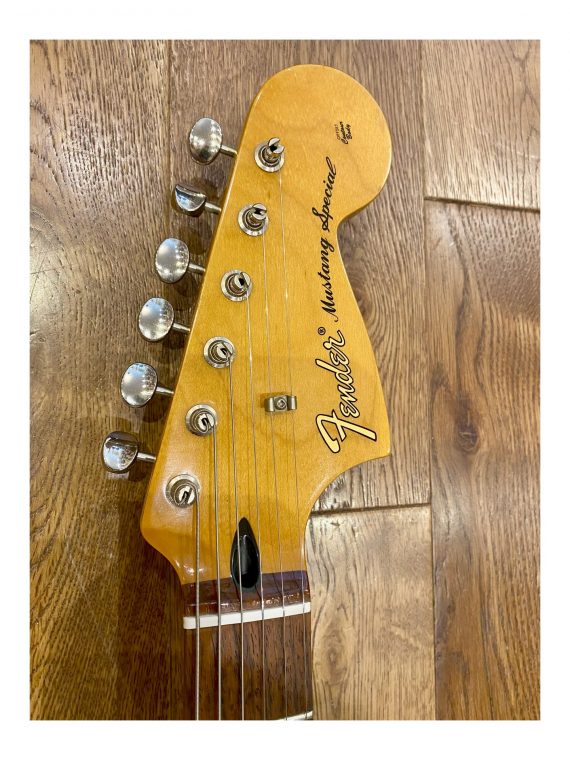 FENDER MUSTANG SPECIAL PAWN SHOP LAKE PLACID BLUE de 2012