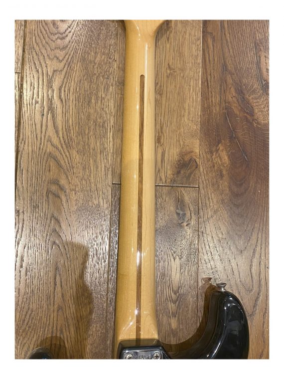 FENDER STRATOCASTER BLACK REFIN de 1976