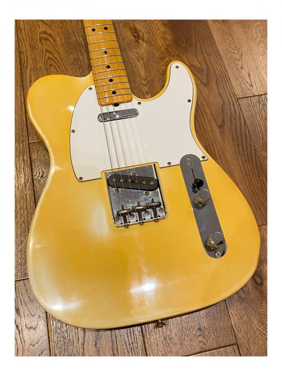 FENDER TELECASTER de 1975