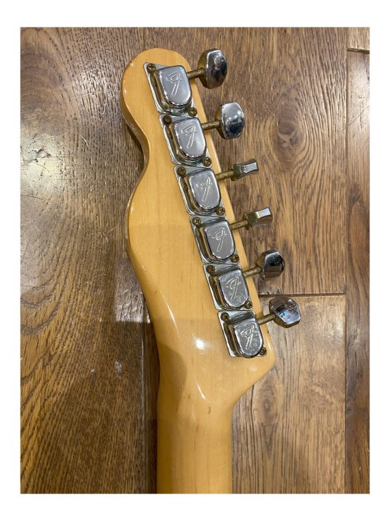 FENDER TELECASTER de 1975