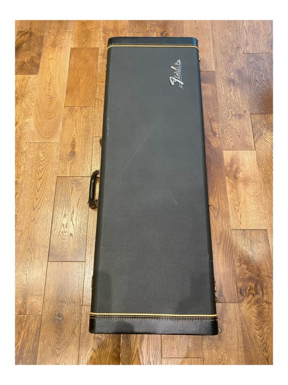 FENDER TELECASTER de 1975