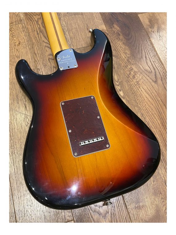 FENDER STRATOCASTER AMERICAN PRO II de 2022
