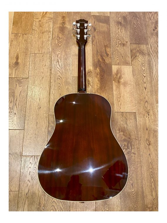 GIBSON J-45 STANDARD de 2025