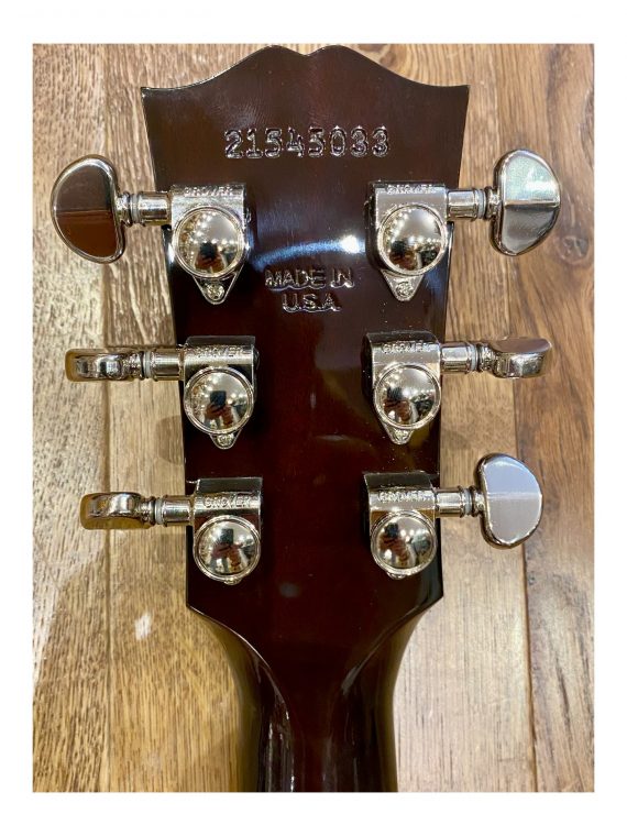 GIBSON J-45 STANDARD de 2025