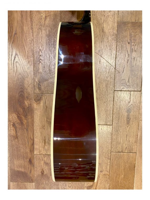 GIBSON J-45 STANDARD de 2025