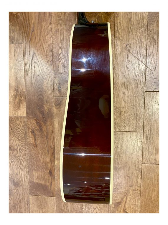 GIBSON J-45 STANDARD de 2025