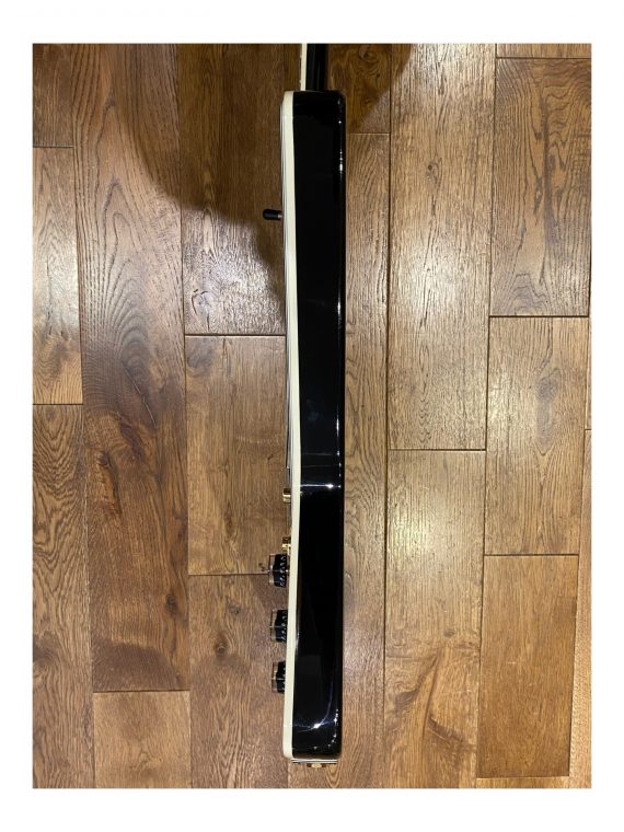 GIBSON EXPLORER CUSTOM SHOP LIMITED RUN CUSTOM EBONY de 2017
