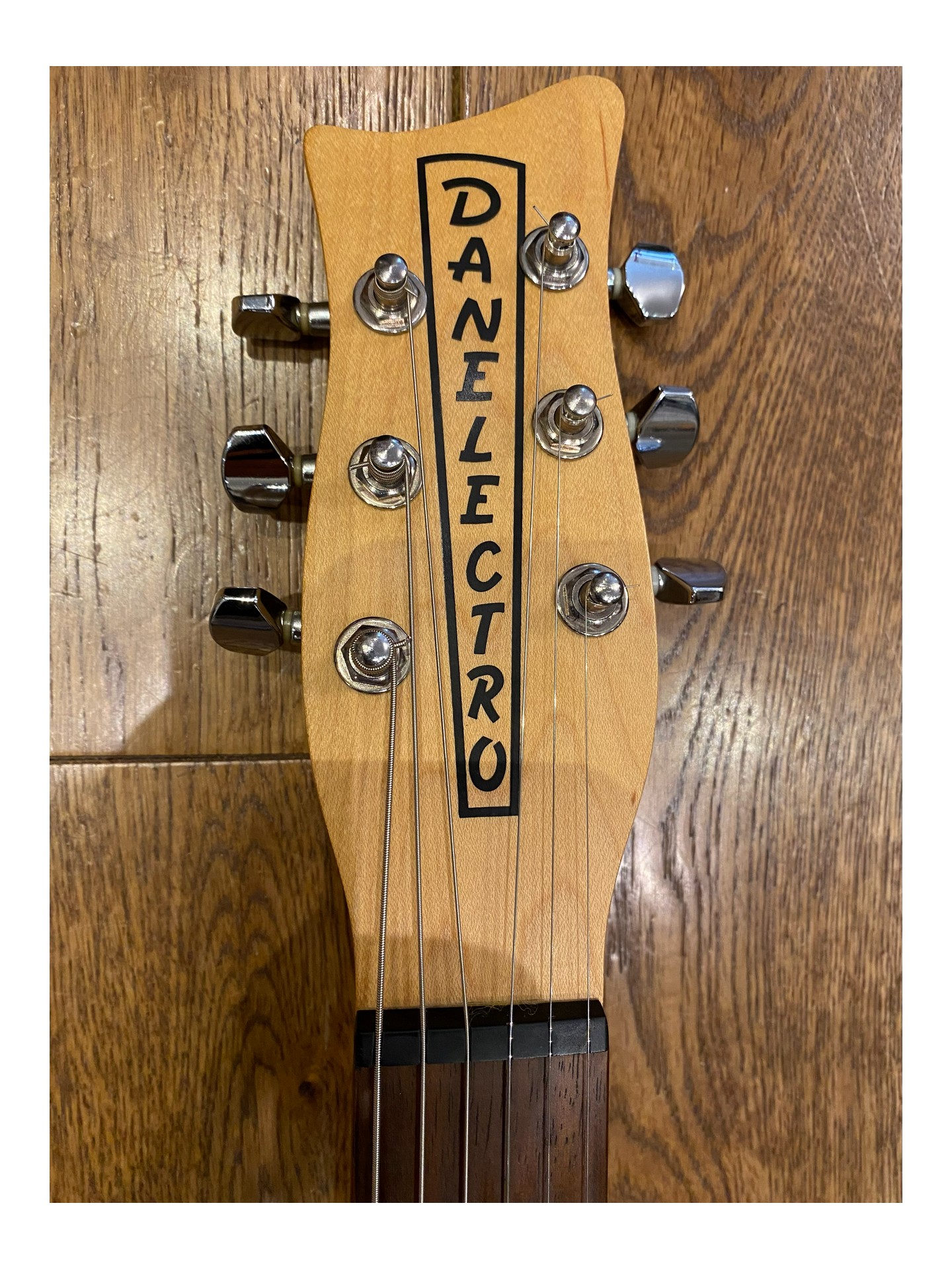 DANELECTRO DANOBLASTER INNUENDO de 2001