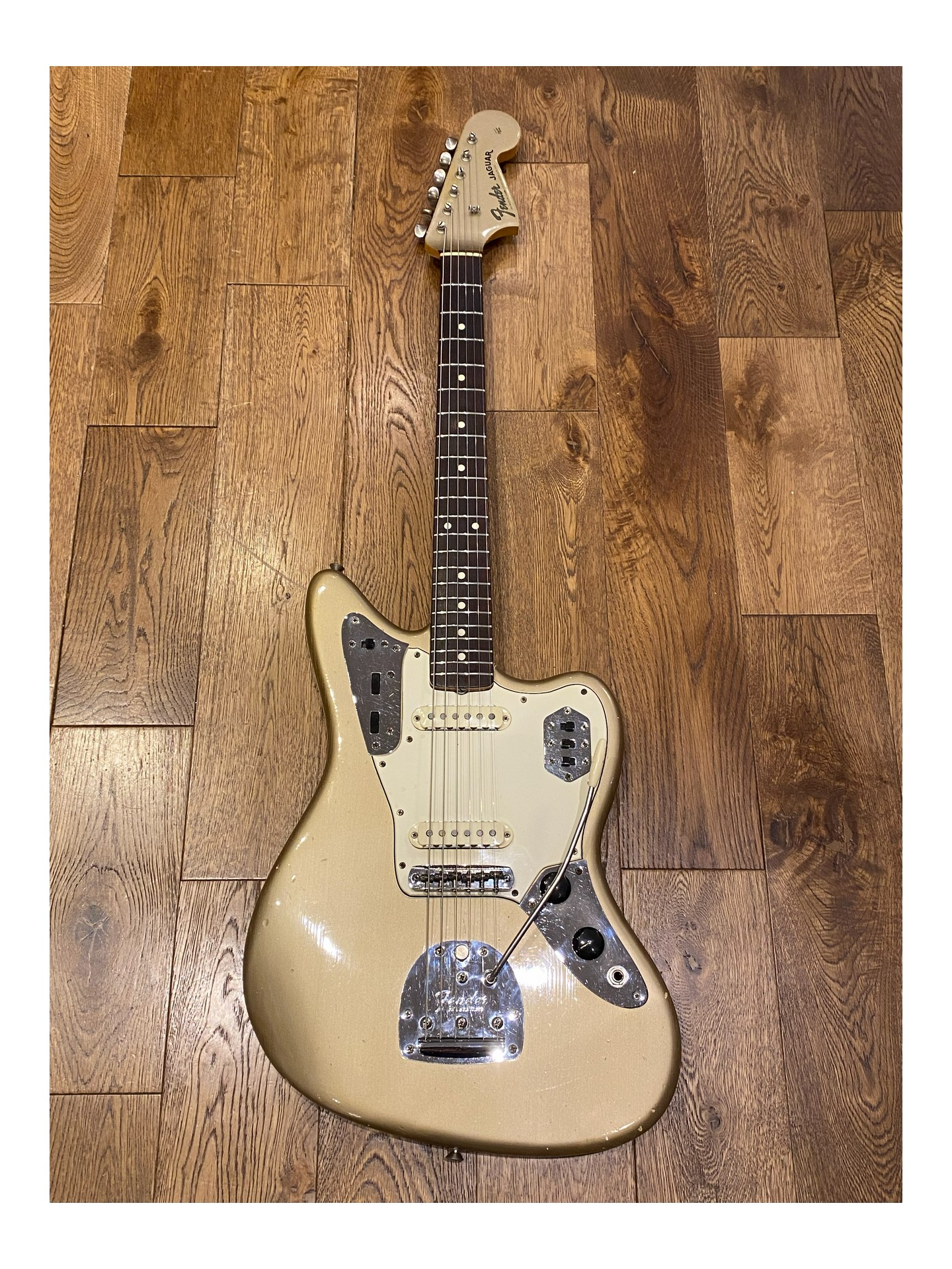 FENDER JAGUAR SHORELINE GOLD de 1964