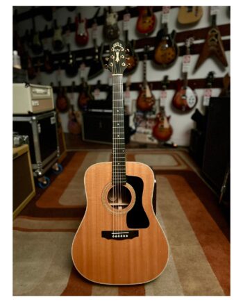 GUILD DV52NT de 1993