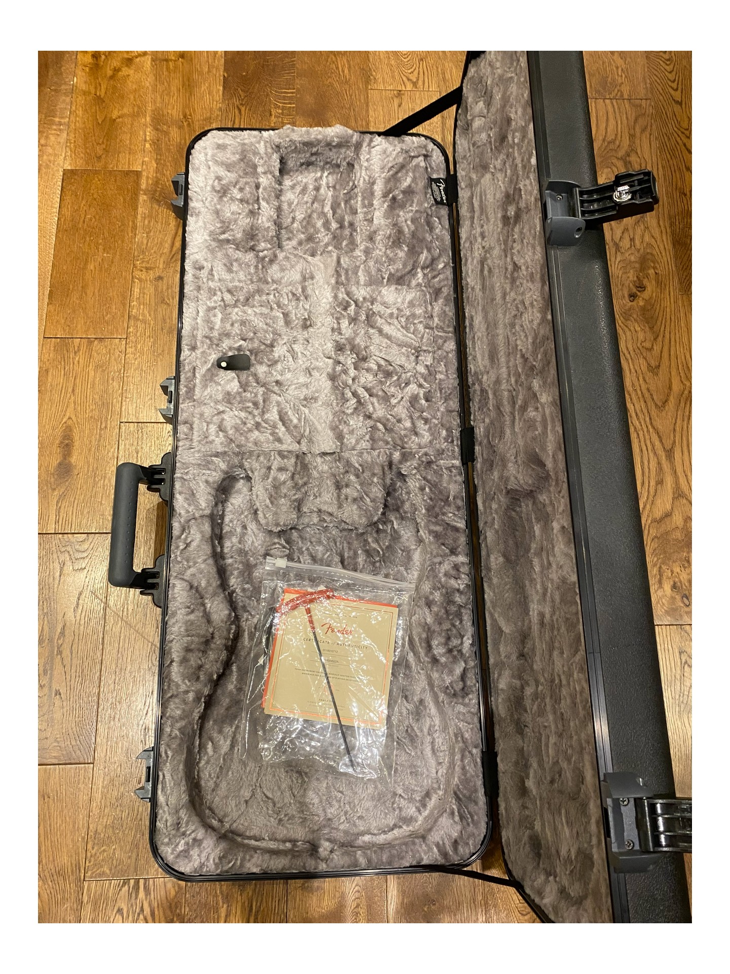 FENDER STRATOCASTER AMERICAN ULTRA 75th Anniversary de 2021