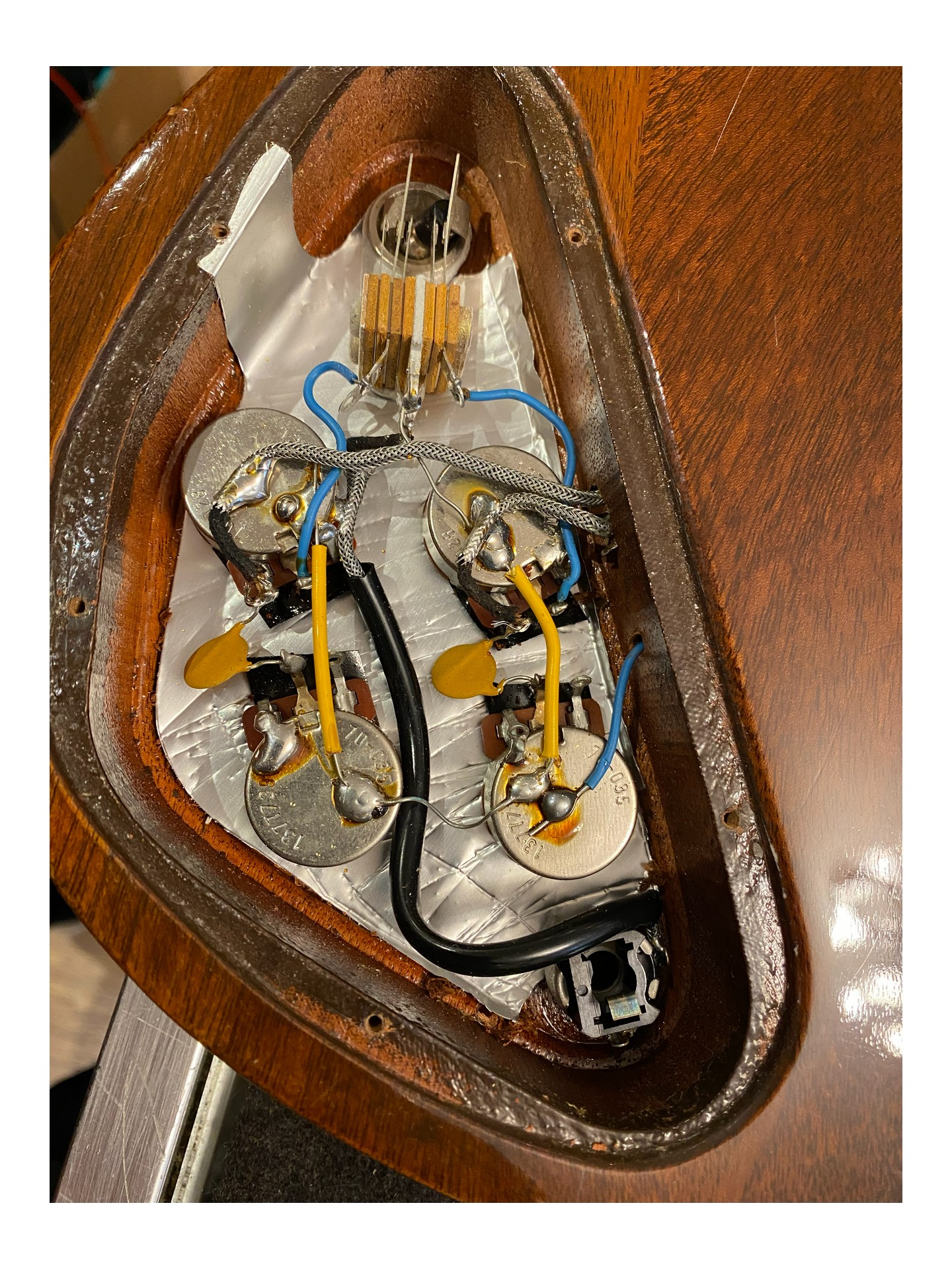 GIBSON SG STANDARD de 1977