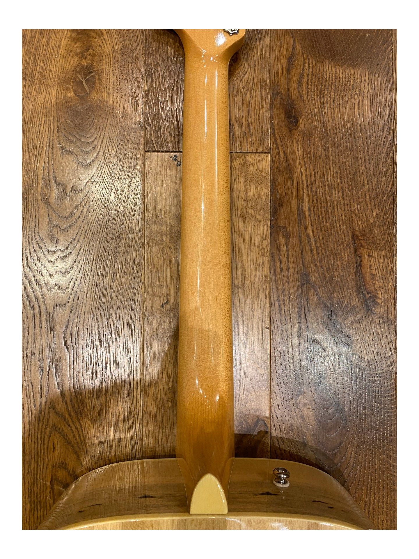 Fender Kingman Elvis Presley Signature Model de 2012