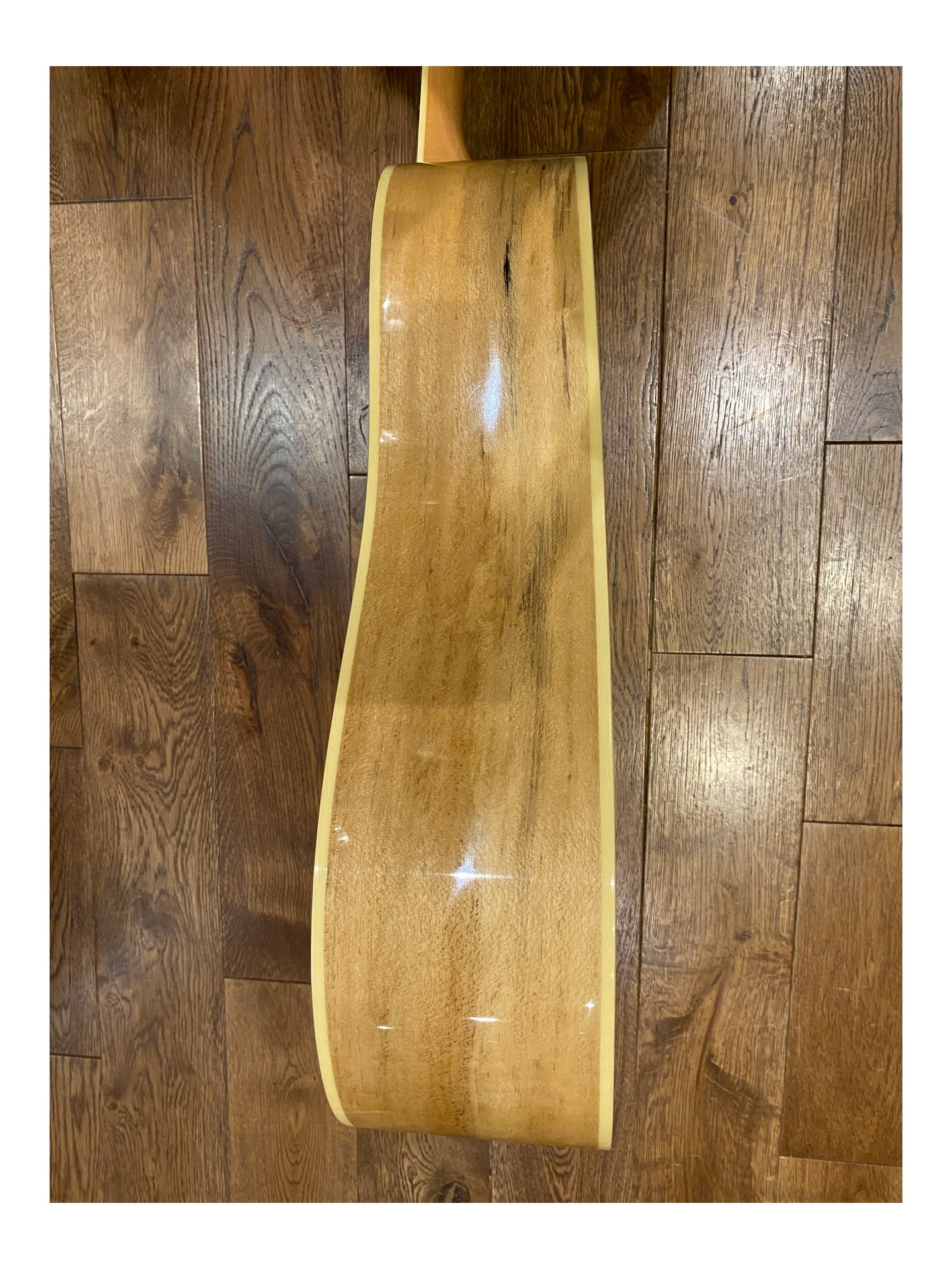 Fender Kingman Elvis Presley Signature Model de 2012