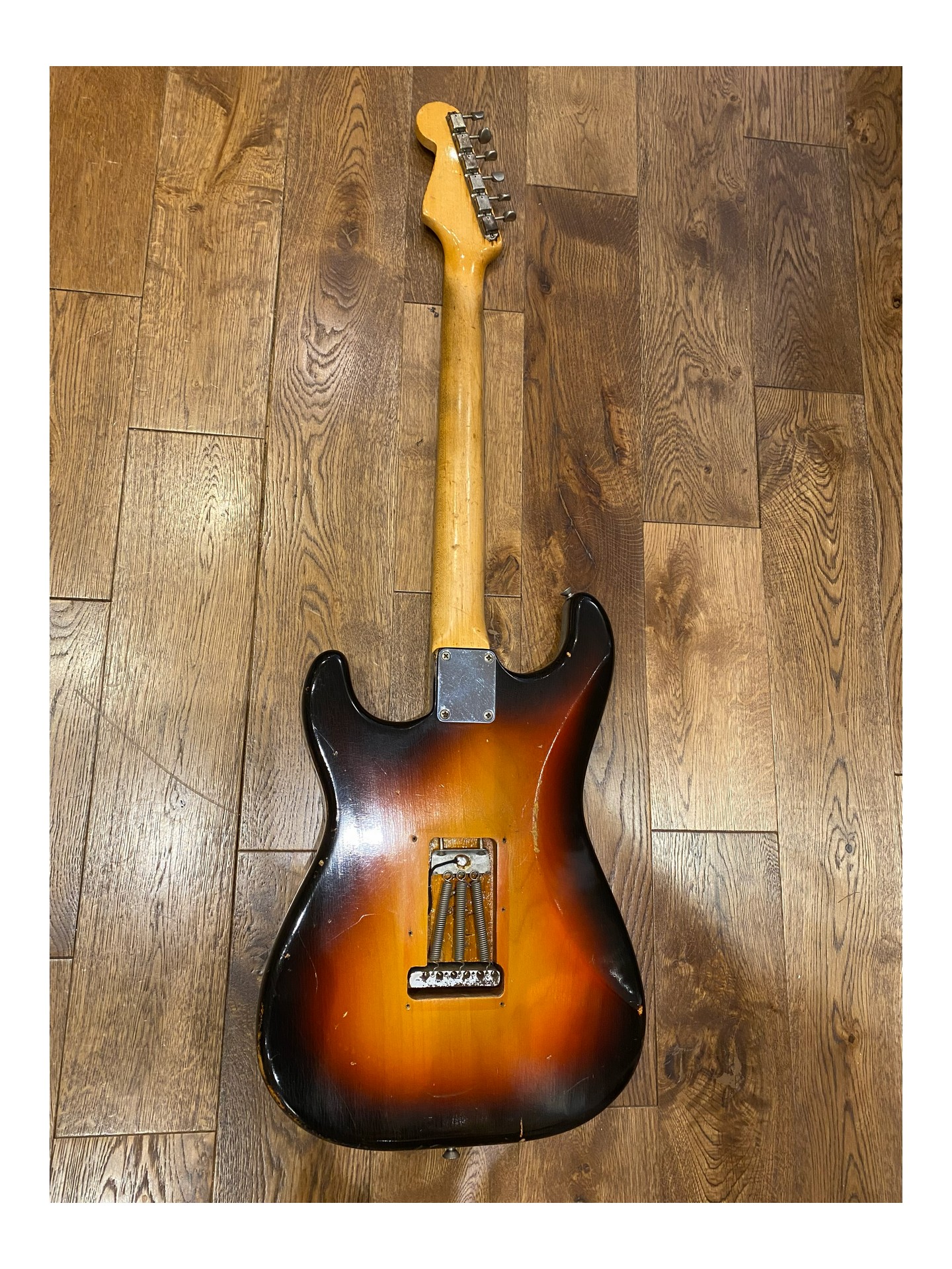 FENDER STRATOCASTER CLIVE BROWN BODY ONLY REFIN de 1960