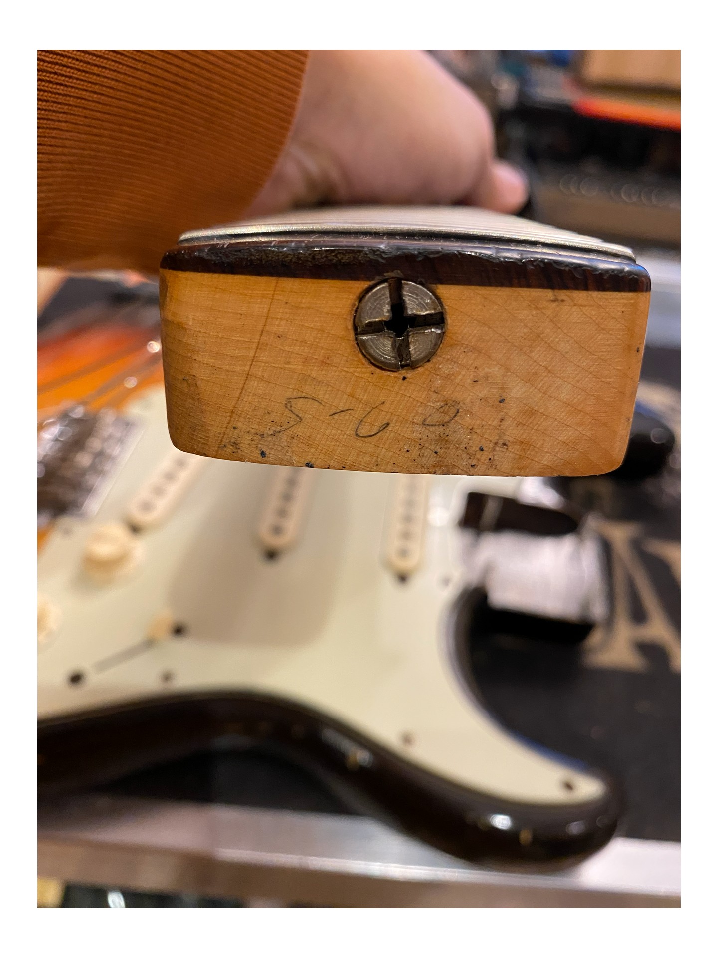 FENDER STRATOCASTER CLIVE BROWN BODY ONLY REFIN de 1960