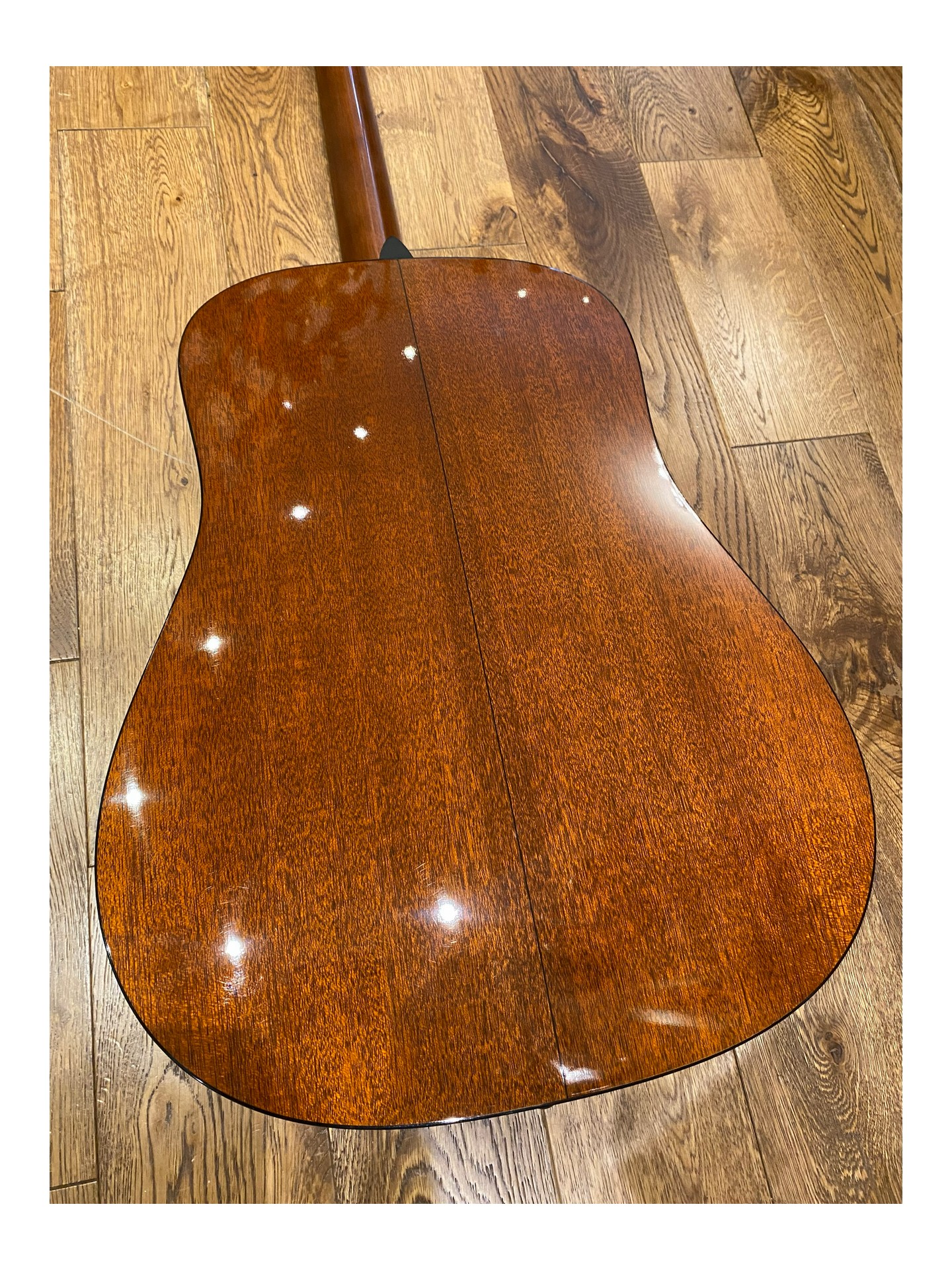 MARTIN D-18V de 2011