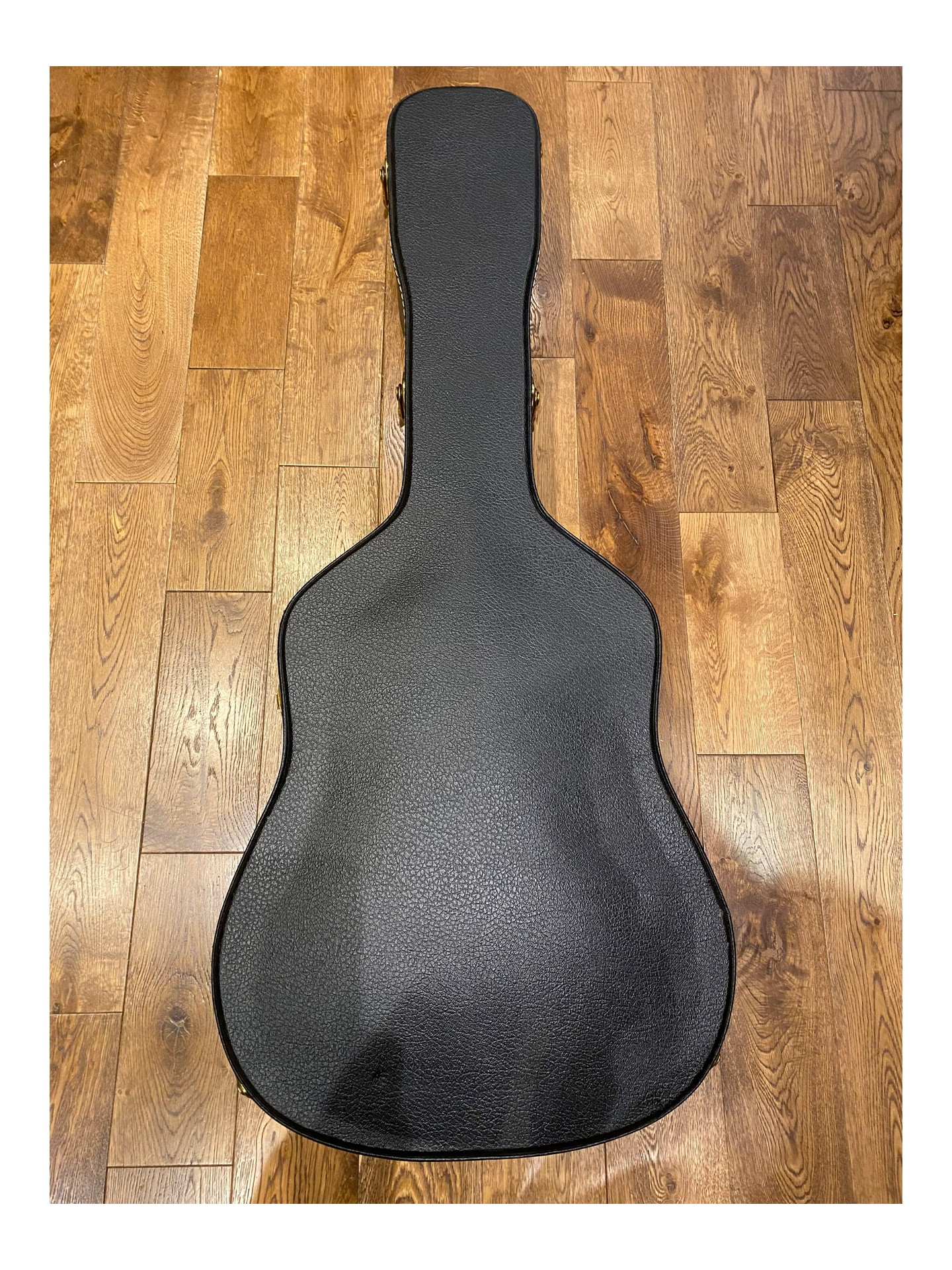 MARTIN D-18V de 2011