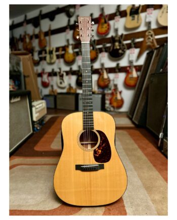 MARTIN D-18V de 2011