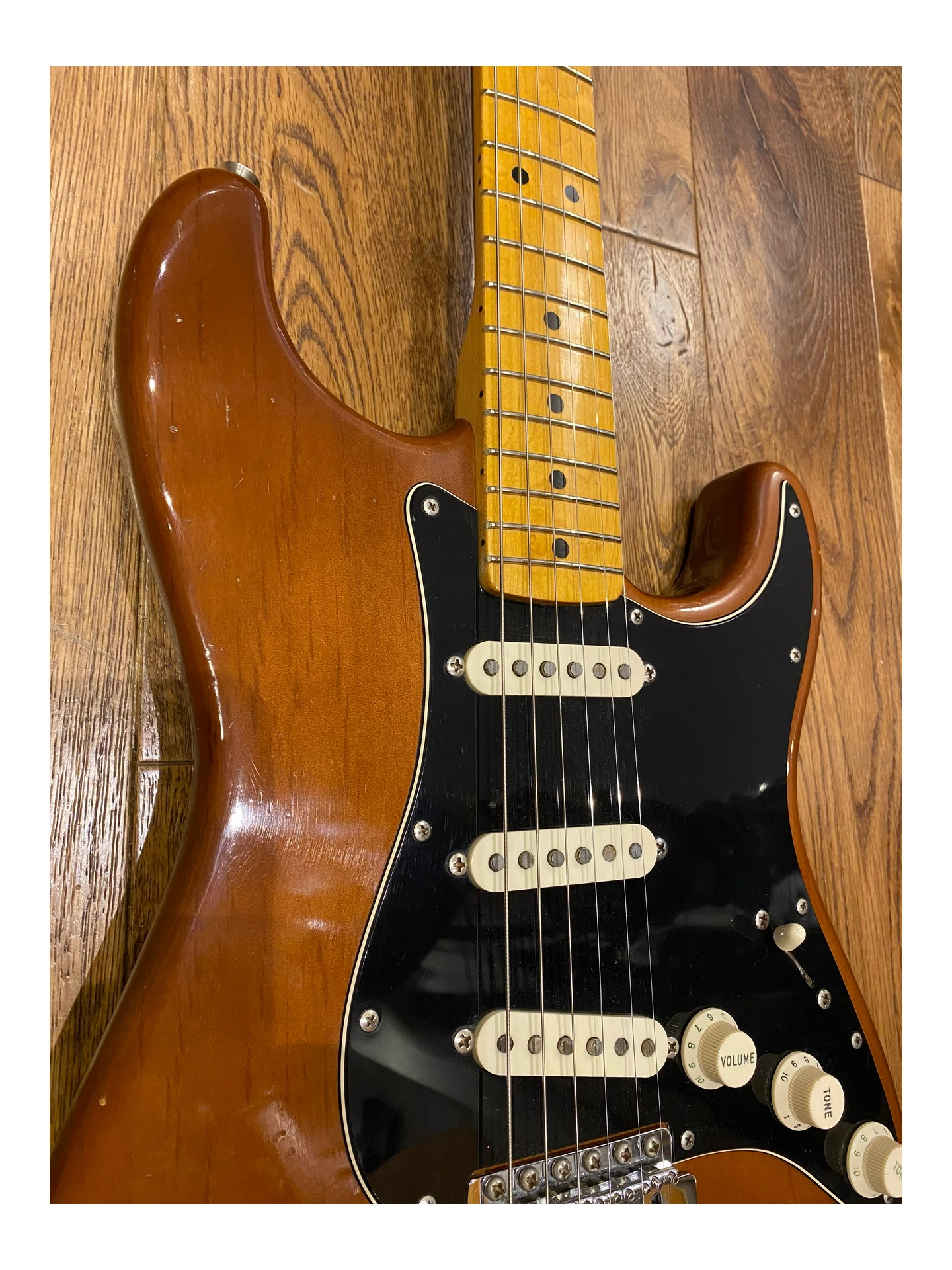 FENDER STRATOCASTER WALNUT de 1972