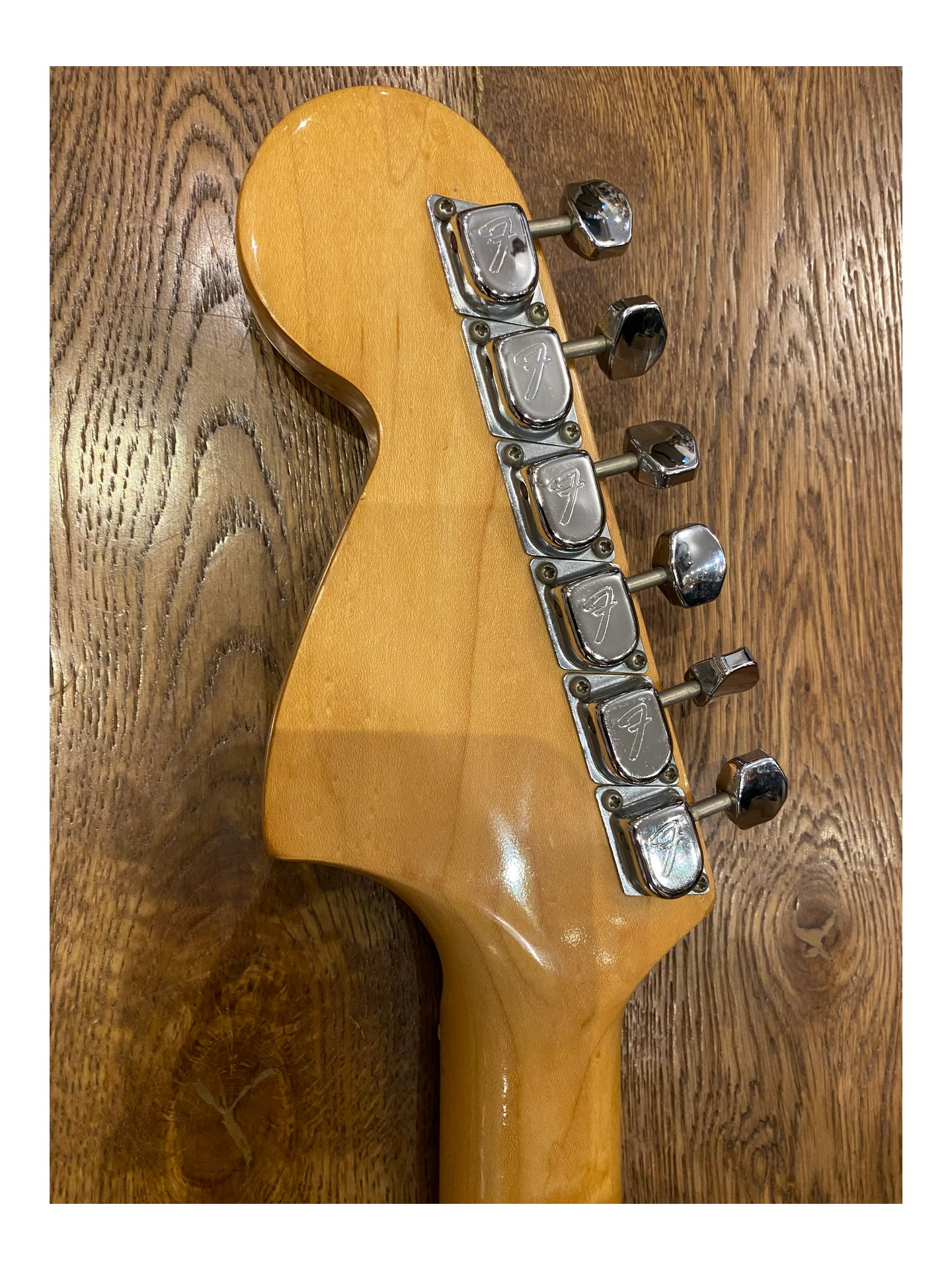 FENDER STRATOCASTER WALNUT de 1972