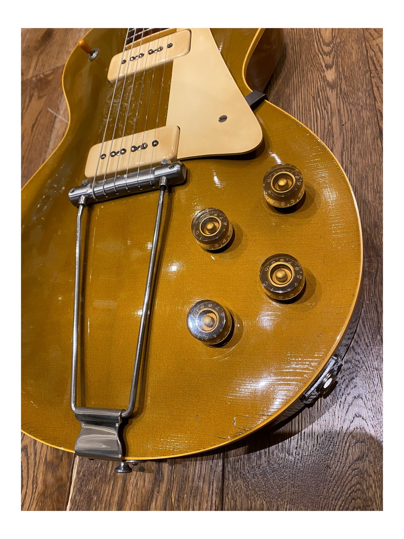 GIBSON Les Paul Gold Top 1953