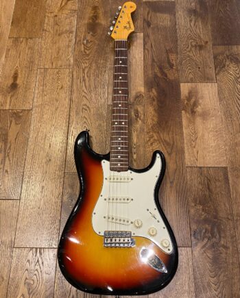 FENDER Stratocaster Sunburst 1965