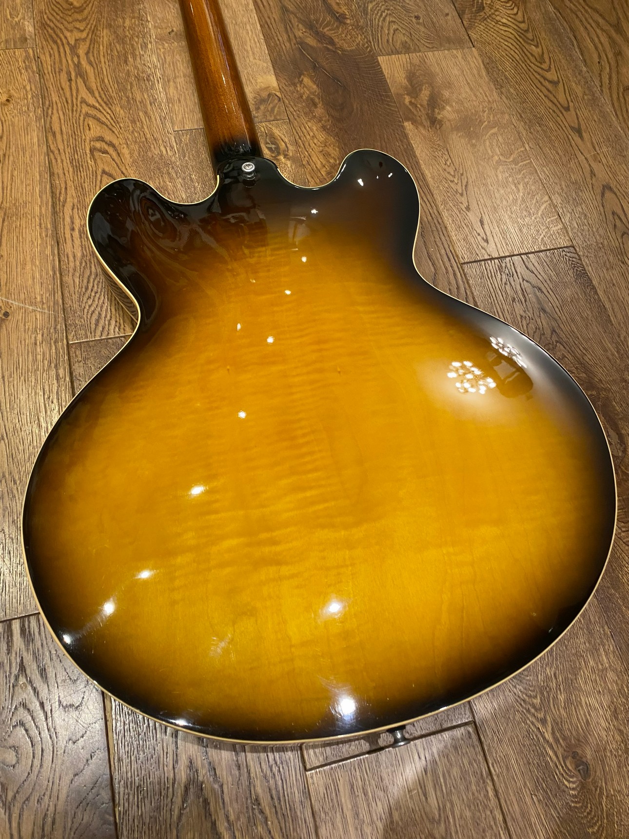 GIBSON ES-335 DOT Sunburst 2000