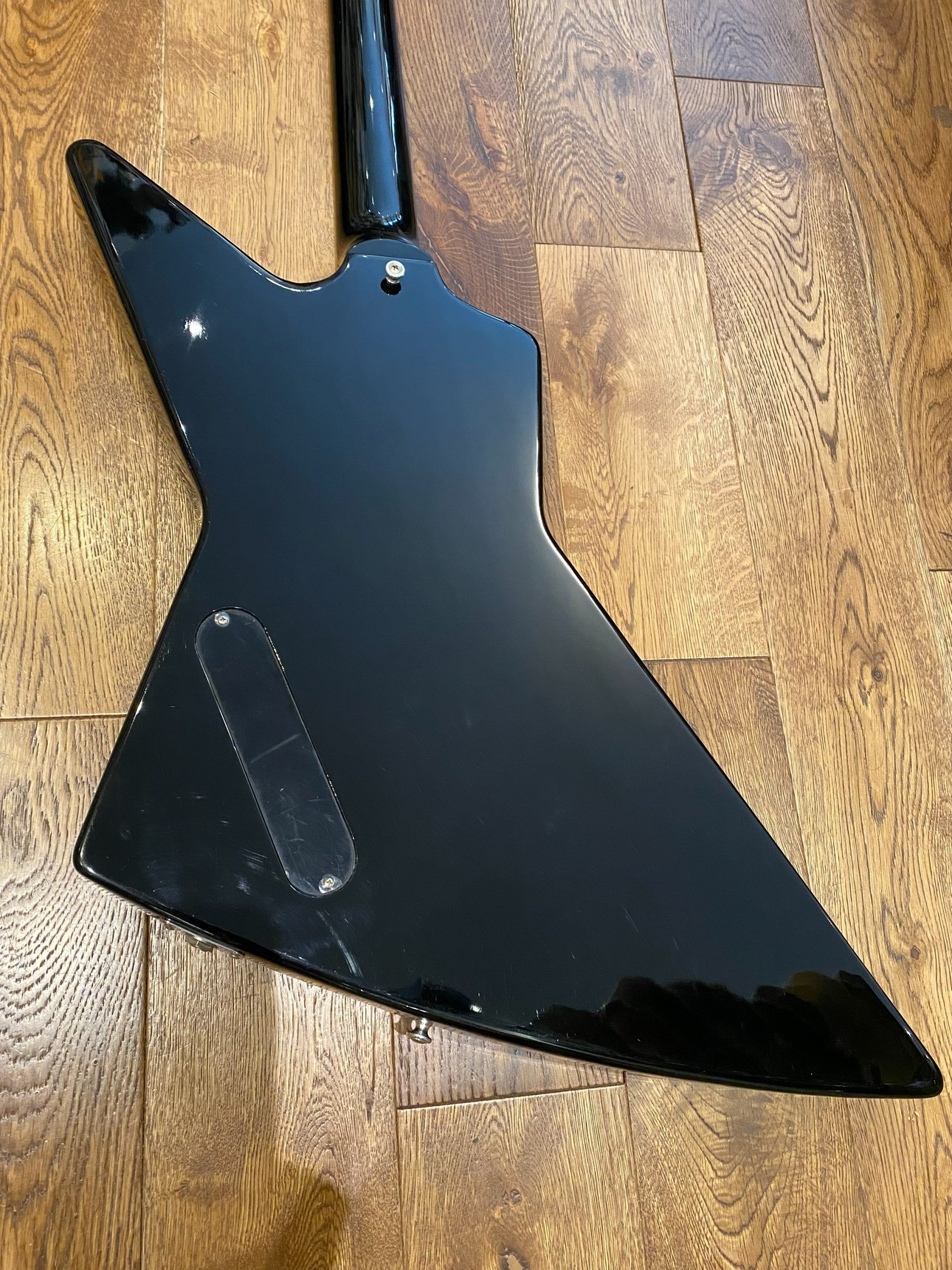 GIBSON Explorer 2012
