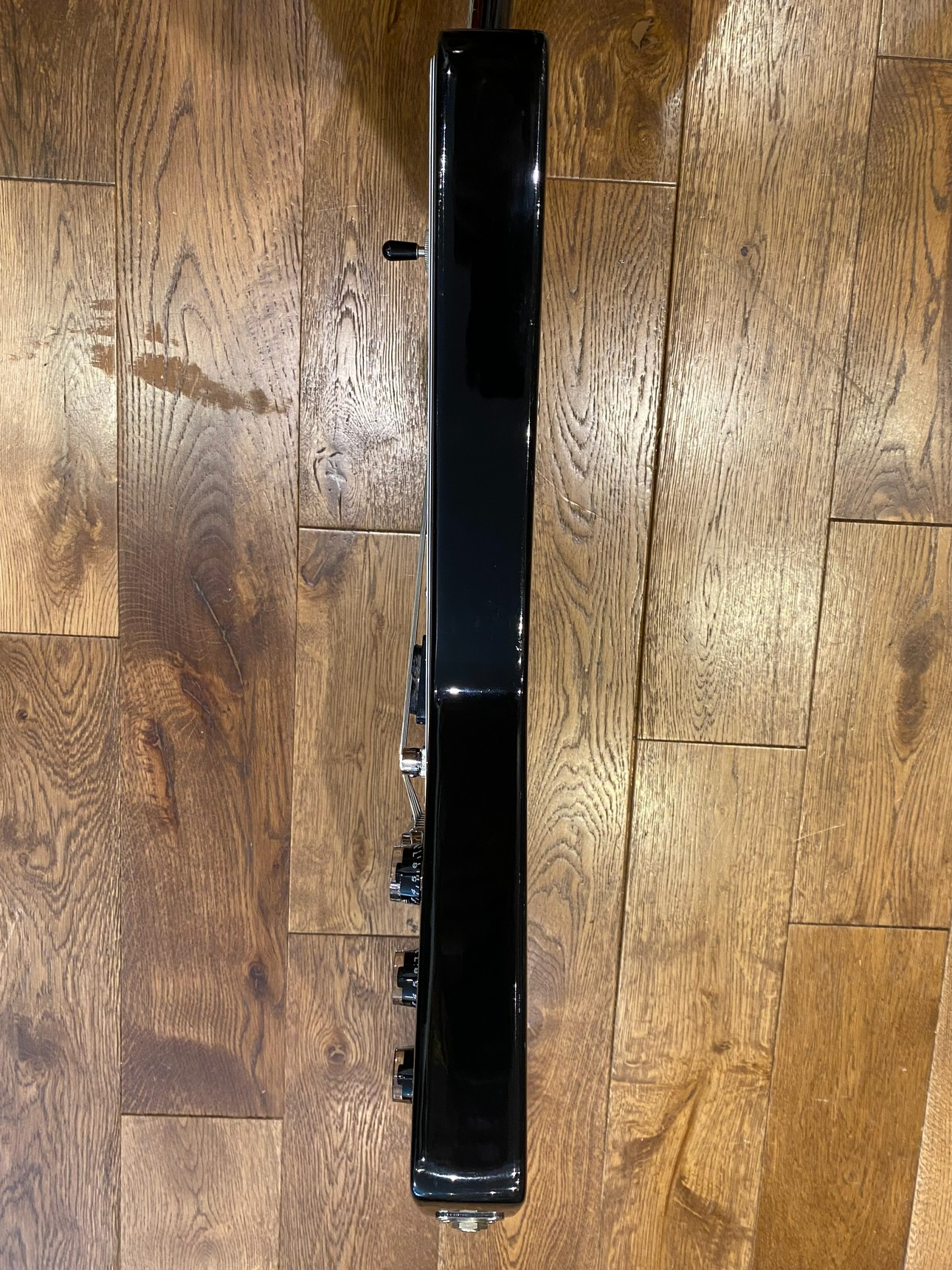 GIBSON Explorer 2012