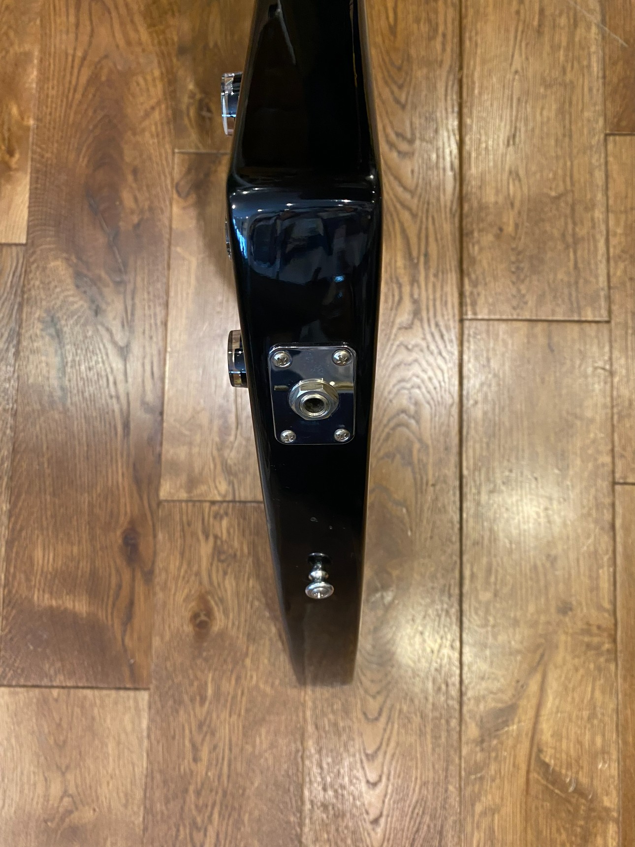 GIBSON Explorer 2012