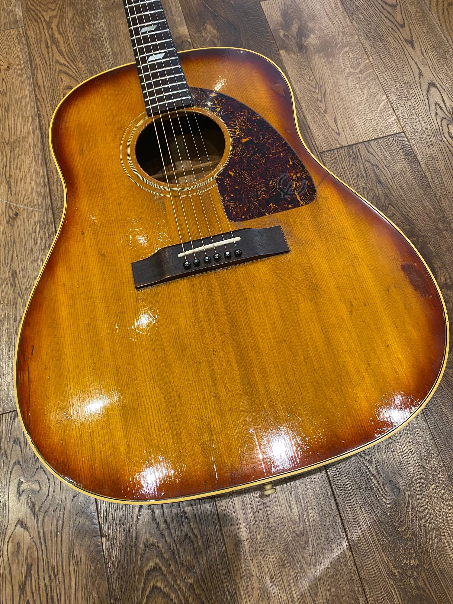 EPIPHONE Texan FT-79 Sunburst de 1966 - photo 2